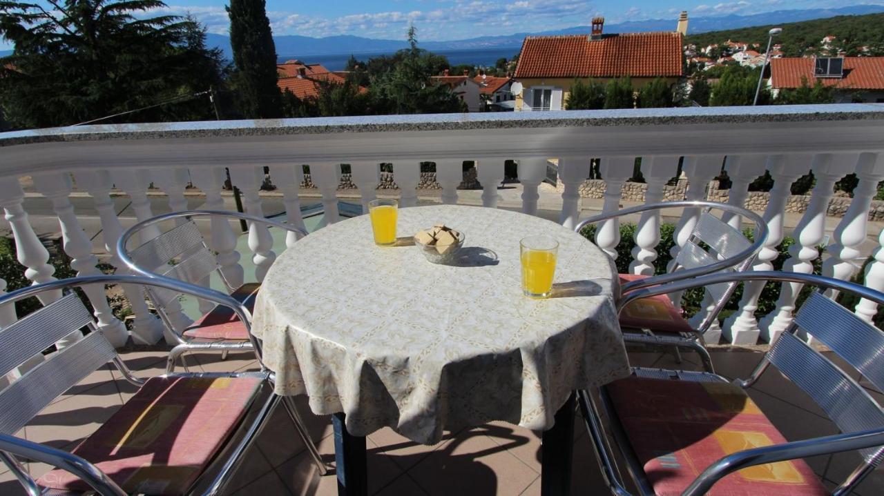 Apartments Ravlić Ana Malinska Zewnętrze zdjęcie